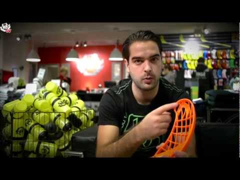 Peter Runnestig visar sin bästa zorro-fint.