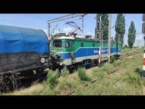 Tren de marfa Unicom Tranzit trece prin Sabaoani cu 40-0223-0 - 24.07.2021