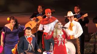 Viva La Tradicion: Voces Y Leyendas  Deyra Barrera sings 