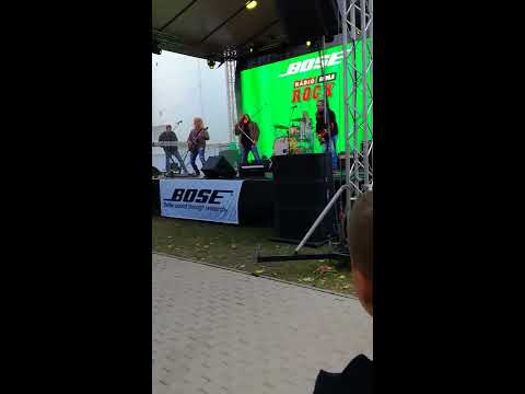 Alapi Power Band - Separate Ways / Journey