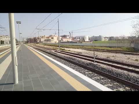 Transito veloce con strombazzata FB 8828