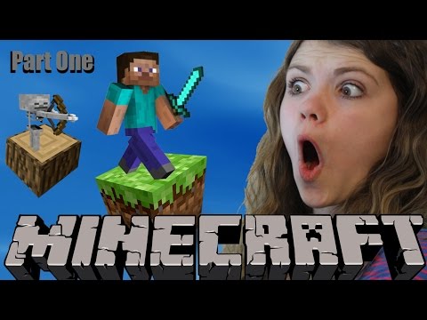 That YouTub3 Family - The Adventurers - Audrey and Dad play Minecraft- Part 1