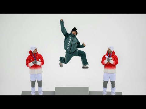 Lucas Pinheiro conquista ouro, a 1ª medalha olímpica de inverno da história para o Brasil | AFP