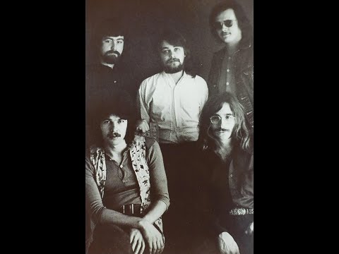 Gypsy / Underbeats: Cinnamon Girl (unreleased demo)