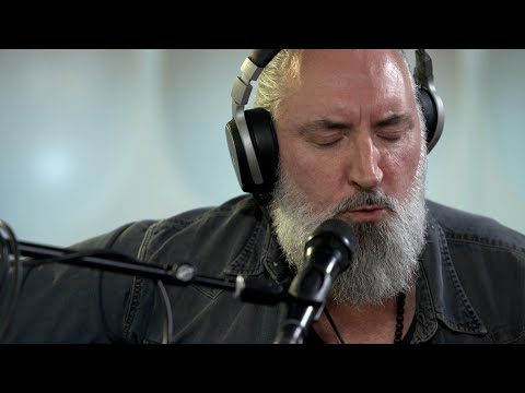 FINK Plays 5 Songs Live on 2 Meter Sessions (2021)