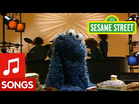 Sesame Street: Cookie Monster Sings Hey Food
