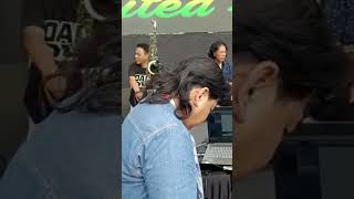 Download lagu RHOMA CEK SON JELANG KONSER DI KOPDARNAS FORSA DI RAGUNAN 27 NOV 2022. #rhomairama mp3