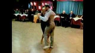 Nilda Perna "Lili" (madre Claudio) y Claudio Gonzalez  (24 de mayo de 2012)  MOV07170.MPG