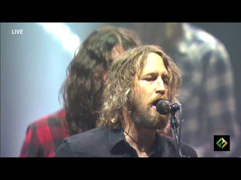 Foo Fighters - Under My Wheels (Alice Cooper Cover)