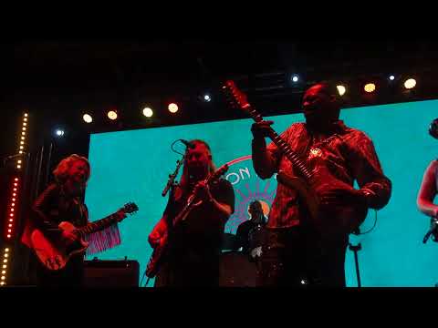 Fleetwood Mac's "Dreams", encore jam with Devon Allman and Samantha Fish, H-MAC 3.11.2022
