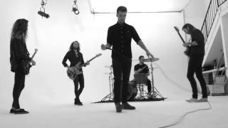 Hands Like Houses - Behind the Scenes of &quot;Colourblind&quot;