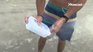 How to Get Sand Off Yourself at the Beach