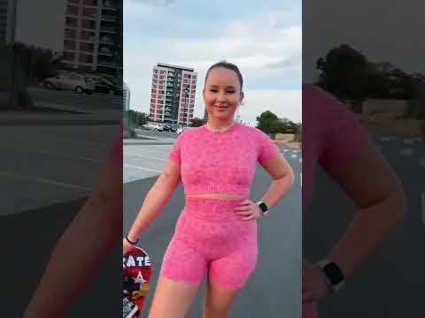 Invatam Sa Ne Dam Cu SkateBoard-ul