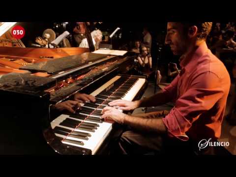 Caserón de tejas - Cuarteto SILENCIO en Paris