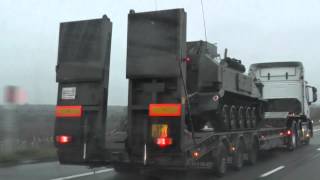 preview picture of video 'CVRT Spartan 48AT56 on Low Loader - Seen Today - M40 North near Oxford'