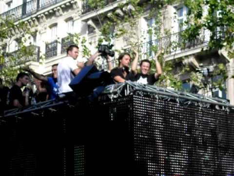 Axwell @ Technoparade 2009 - Paris
