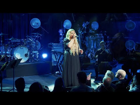 Kelly Clarkson - lighthouse (Live at The Belasco Theater)