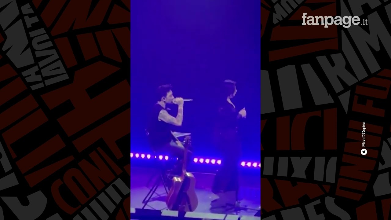 Fabrizio Moro invita una ragazza non udente a cantare con lui in lingua dei segni