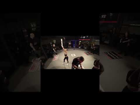 Denis Mikolajek VS Ondřej Hlaváček Vítěz Denis Mikolajek 2. Kolo TKO