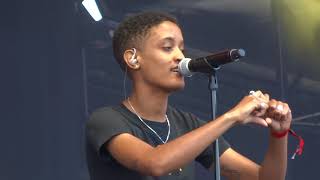 The Internet (Syd) - Body - Live In Vincennes 2018