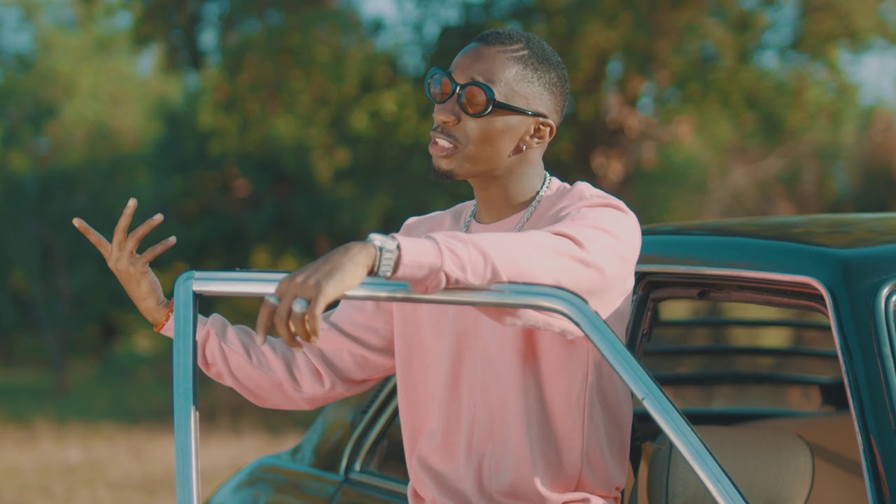 Jux — Utaniua