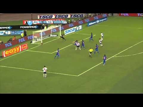 Ocasión de Sánchez. River - Tigre. Fecha 3. Torneo Final 2013. Fútbol Para Todos