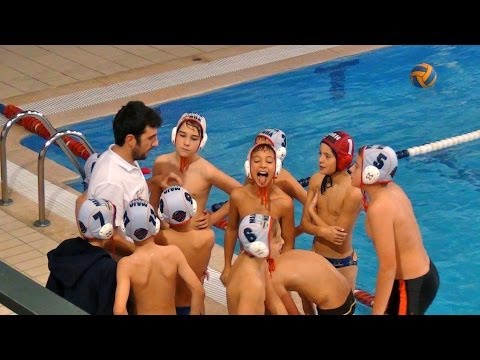 2013 11 30 Waterpolo -Alevín- Majadahonda Caude vs Cuatro Caminos en Colegio Arcadia