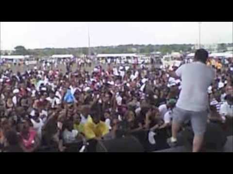 Hot97's Summer Jam - Kosha Dillz & Flex Mathews perform 