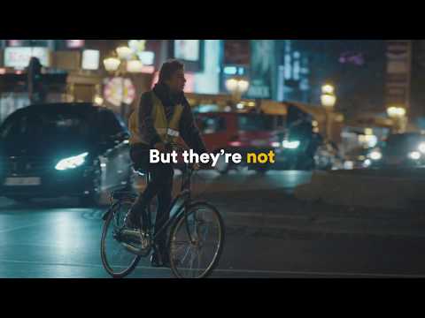 ⁣Discover the First Bike Light Lane