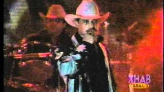 LOS INVASORES DE NUEVO LEON, Bajo Mil Llaves