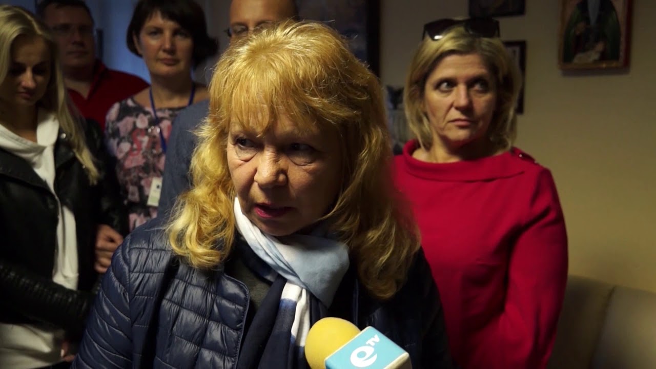 Малкото училище в село Грохотно домакинства на ученици и учители от 5 страни