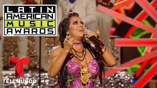 Sheila Dúrcal, Aida Cuevas y Lila Down rinden tributo a Juan Gabriel
