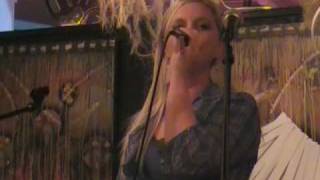 Mindy Richardson &quot;I Sing Cause I Love To&quot;