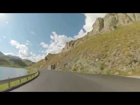 ***** Car webcam: Strada del COLLE DELLA MADDALENA (Col De Larche) da Argentera fino in Francia
