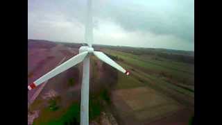 preview picture of video 'AR.Drone + wind turbine (Werynia/Kolbuszowa)'