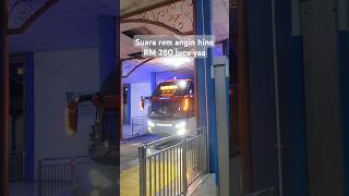 Download lagu cuiitttcess... Lucu juga suara rem angin hino RM 280 Eka Patas  #viral #business #bus #story mp3