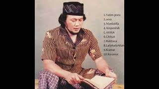 Download lagu Kumpulan lagu Rhoma irama 10 lagu dangdut religi rhoma irama mp3