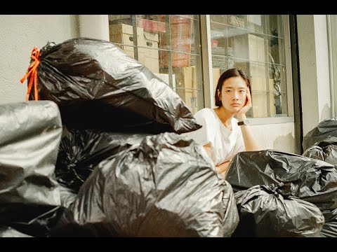 映画『ハッピー・オールド・イヤー』予告編