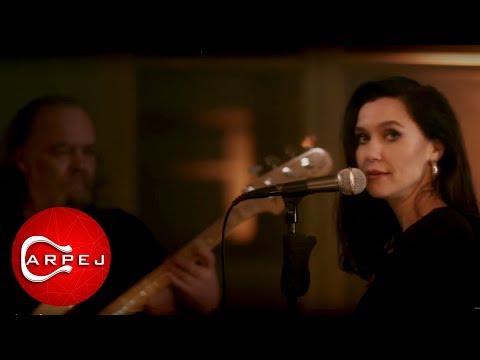 Kurtalan Ekspres & Şevval Sam - İşte Gidiyorum (Official Video)