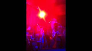 Comet Gain  -  the kids at the club, devolution