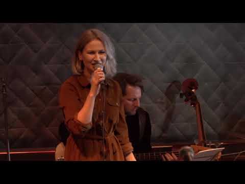 Trwoga - Julita Wawreszuk | koncert "Nas więcej łączy" - reż. Janusz Gast