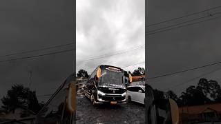 Download lagu CINEMATIC BUS ATJ JARESH mp3