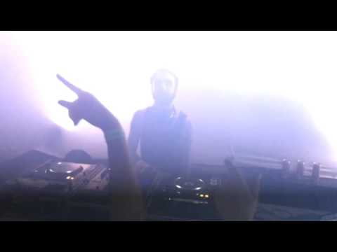 Marcelo Oriano at Cortex - Intervenção no set com Vivaldi