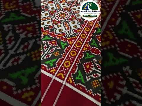 Red Jad Border White Manekchowk Motifs Double Ikat Patola Saree