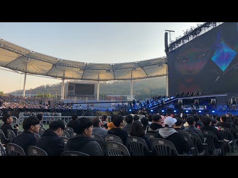 2018 League of Legends World Championship Finals Opening Ceremony "K/DA POP/STARS" Crowd Reaction
