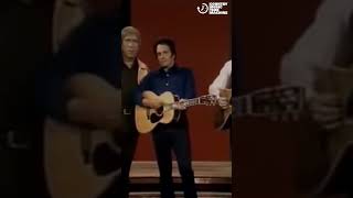 Merle Haggard = Johnny Cash