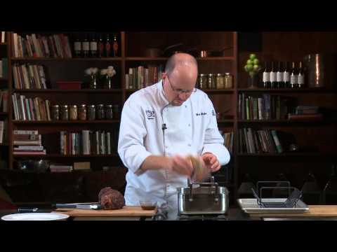 Wegmans Organic Boneless Leg of Lamb with Gravy