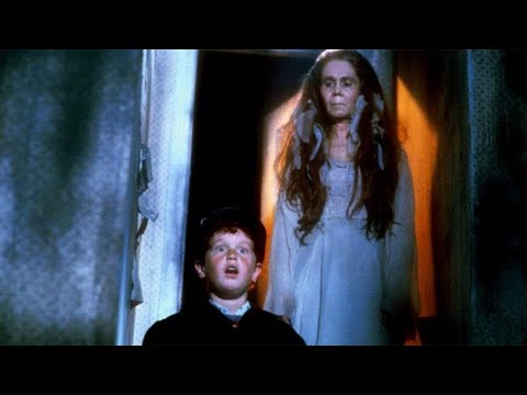 Movie Look Back | Lady in White (1988)