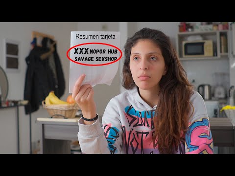 Tu novia te revisa el resumen de la tarjeta