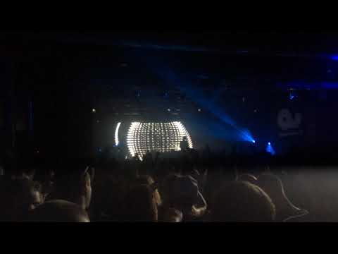 2015. 10. 10. Budapest - Hernan Cattaneo drops Cid Inc. - Contrite